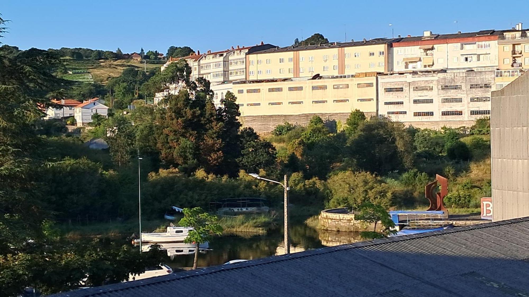 Apartamento La Ribera Betanzos Luaran gambar
